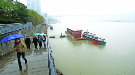 富翁400万买游艇只能外靠深圳 “艇”进重庆难