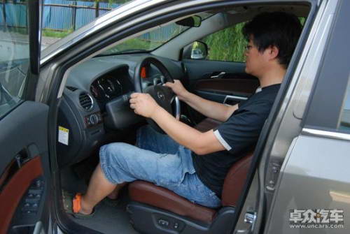 常开车不等于会开车 0.1秒驾驶技巧保安全