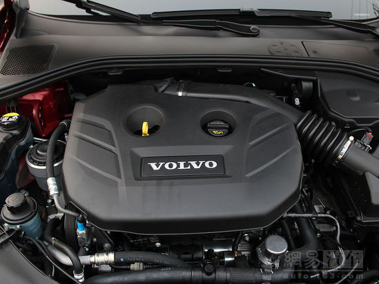 沃尔沃2011款S60 2.0T自动舒适型